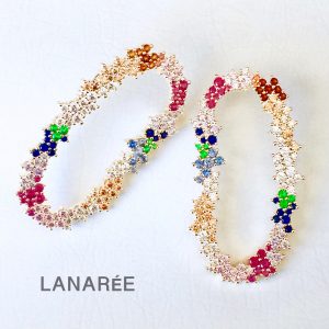 Brinco Colours Cravejado | Lanarée Acessórios