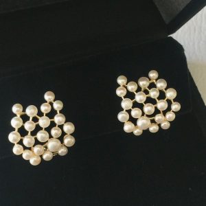 Brinco Pérolas Ouro Semijoia | Lanarée Acessórios